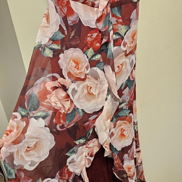 Cachet Floral Chiffon Wrap Slit Dress Cascading Ruffle Sweetheart Neckline Sz 6. - Picture 9 of 16